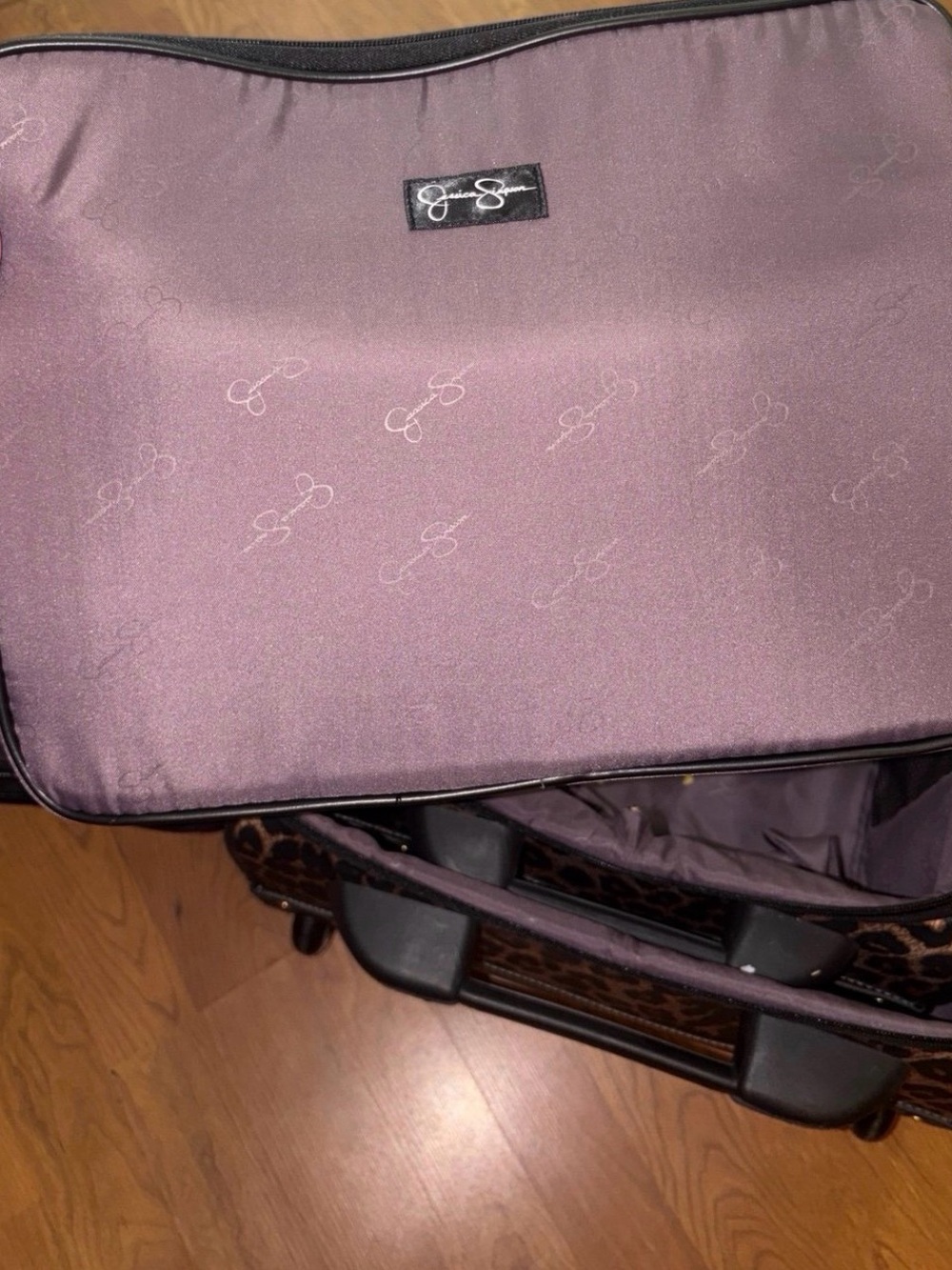 Retired Jessica Simpson Leopard Print 2-Piece Rolling Soft Shell Luggage Set HTF - Picture 10 of 12
